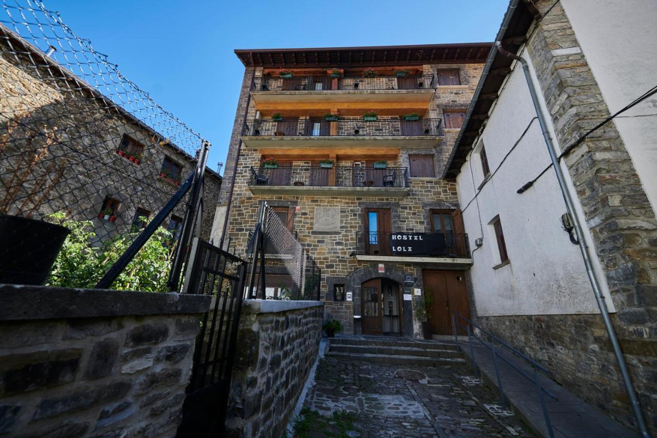 Hostal Lola Isaba Extérieur photo